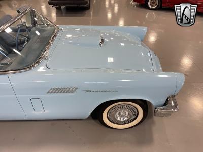 1957 Ford Thunderbird