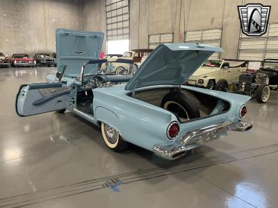 1957 Ford Thunderbird