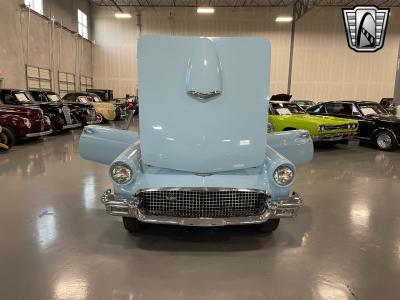 1957 Ford Thunderbird