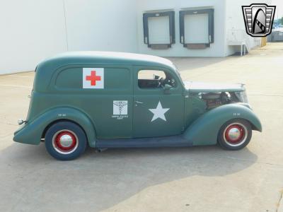 1937 Ford Sedan Delivery