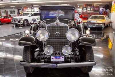 1931 Cadillac 355A Town Sedan