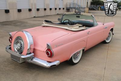 1956 Ford Thunderbird