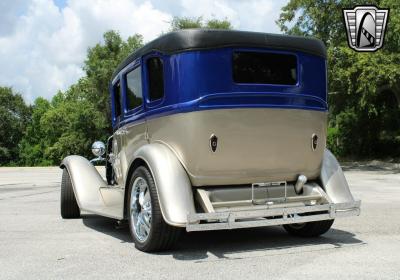 1929 Willys Knight