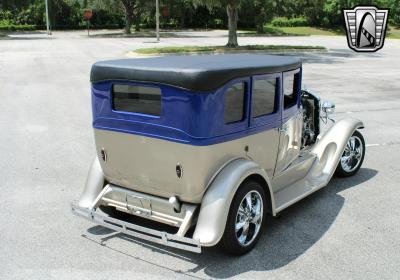 1929 Willys Knight