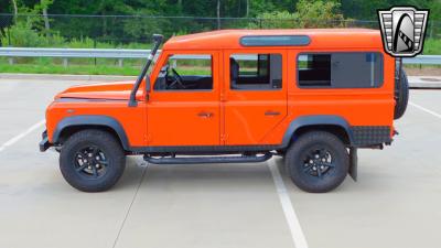 1986 Land Rover Defender