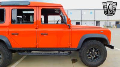 1986 Land Rover Defender