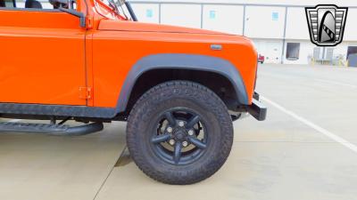 1986 Land Rover Defender