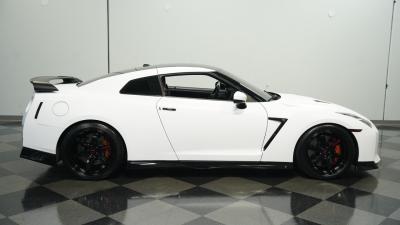 2018 Nissan GT-R Track Edition