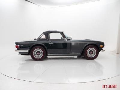 1972 Triumph TR6 w/ Overdrive