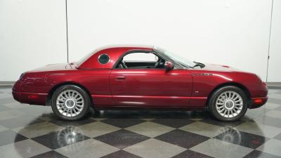 2004 Ford Thunderbird