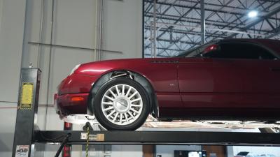 2004 Ford Thunderbird