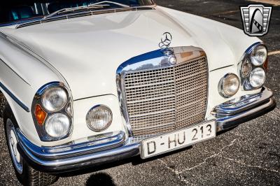 1968 Mercedes - Benz 300SEL