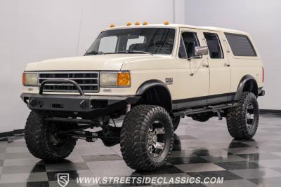 1991 Ford C-350 XLT Centurion Bronco