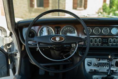 1970 Jaguar XJ6 4.2