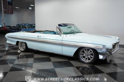 1961 Oldsmobile Starfire Convertible