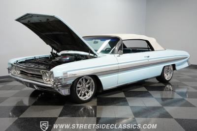 1961 Oldsmobile Starfire Convertible