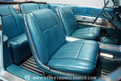 1961 Oldsmobile Starfire Convertible