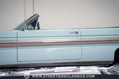 1961 Oldsmobile Starfire Convertible