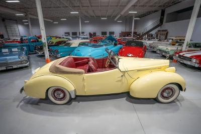 1939 Packard Series 1701 One-Twenty Darrin Convertible Victoria