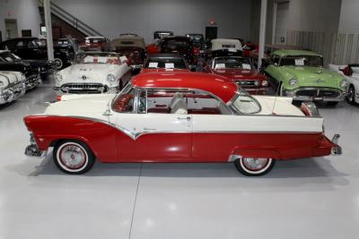 1955 Ford Fairlane Victoria