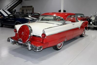 1955 Ford Fairlane Victoria