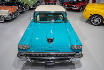 1958 Ford Fairlane 500 Galaxie Sunliner