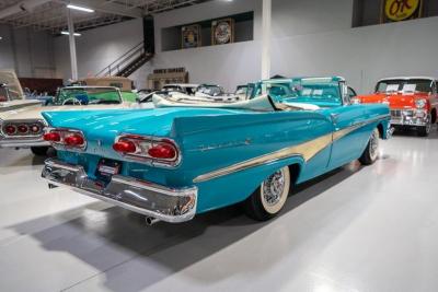 1958 Ford Fairlane 500 Galaxie Sunliner