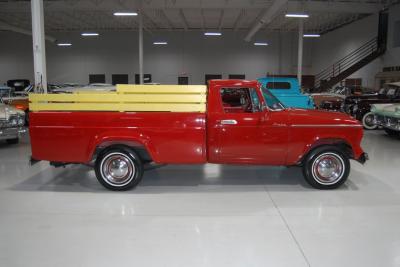 1962 Studebaker Champ 7E5-122 1/2 Ton Pickup