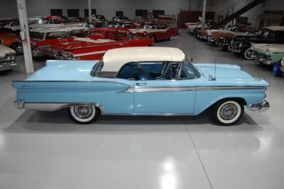 1959 Ford Fairlane 500 Galaxie Skyliner