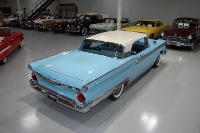 1959 Ford Fairlane 500 Galaxie Skyliner