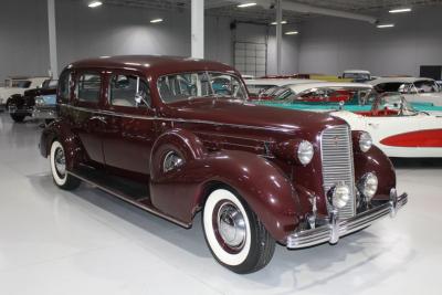 1936 Cadillac Series 85 V-12 Fleetwood Touring Sedan