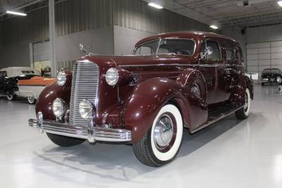 1936 Cadillac Series 85 V-12 Fleetwood Touring Sedan