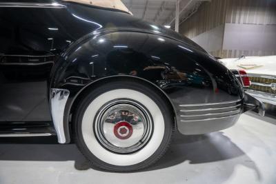 1942 Packard Eight Series 2021 Convertible Coupe