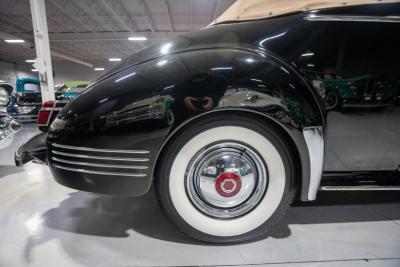 1942 Packard Eight Series 2021 Convertible Coupe