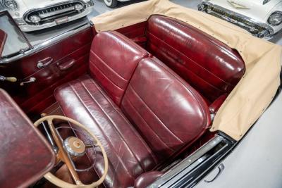 1942 Packard Eight Series 2021 Convertible Coupe