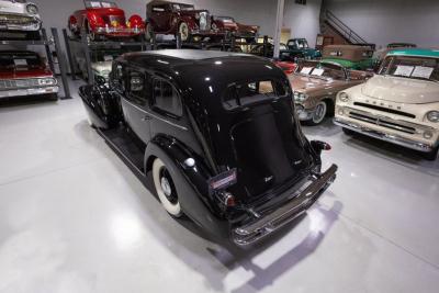 1934 Cadillac Model 370-D Fleetwood V-12 7-Passenger Sedan