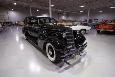 1934 Cadillac Model 370-D Fleetwood V-12 7-Passenger Sedan