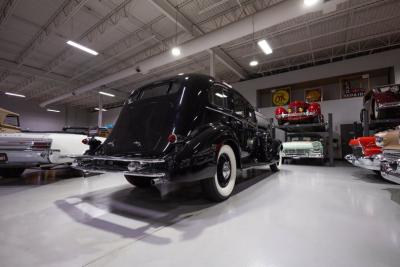 1934 Cadillac Model 370-D Fleetwood V-12 7-Passenger Sedan