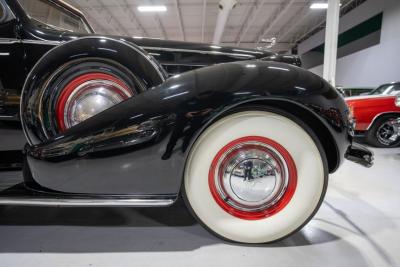 1936 Cadillac Series 85 V-12 Fleetwood Convertible Sedan