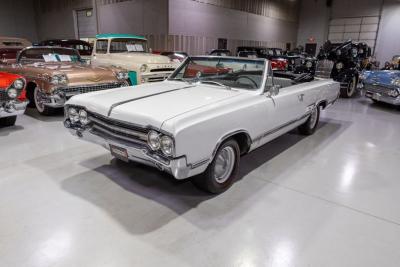 1965 Oldsmobile Cutlass 442 Convertible