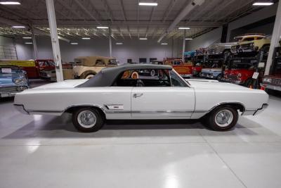 1965 Oldsmobile Cutlass 442 Convertible