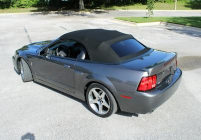 2003 Ford Mustang