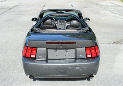 2003 Ford Mustang