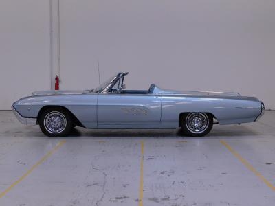 1963 Ford Thunderbird