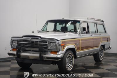 1991 Jeep Grand Wagoneer HEMI Restomod