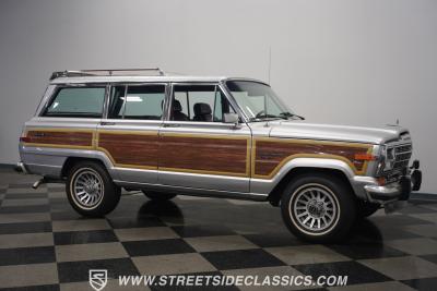 1991 Jeep Grand Wagoneer HEMI Restomod