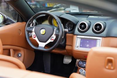 2010 Ferrari California 4.3