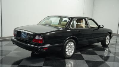 2001 Jaguar XJ8