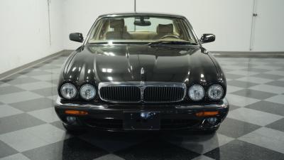 2001 Jaguar XJ8