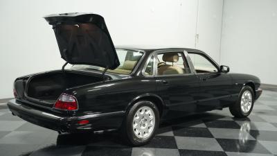 2001 Jaguar XJ8